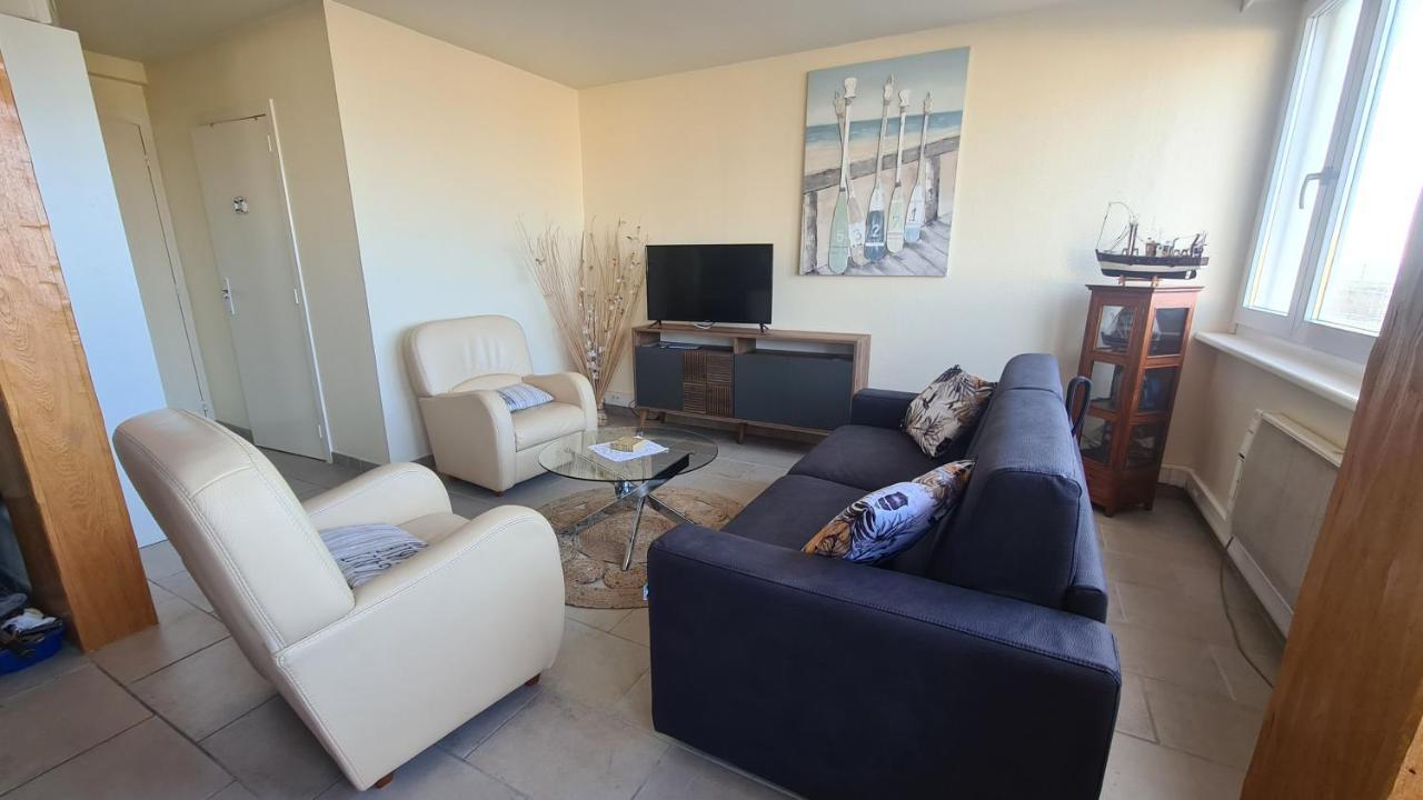 Le Tréport Residence Du Bord De Mer 9 Appartements Avec Une Vraie Vue Mer מראה חיצוני תמונה