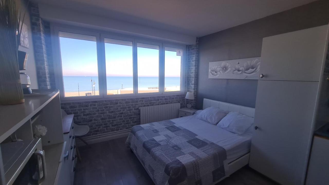 Le Tréport Residence Du Bord De Mer 9 Appartements Avec Une Vraie Vue Mer מראה חיצוני תמונה