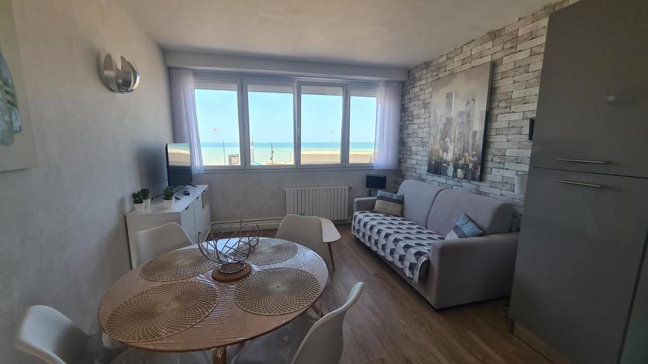 Le Tréport Residence Du Bord De Mer 9 Appartements Avec Une Vraie Vue Mer מראה חיצוני תמונה