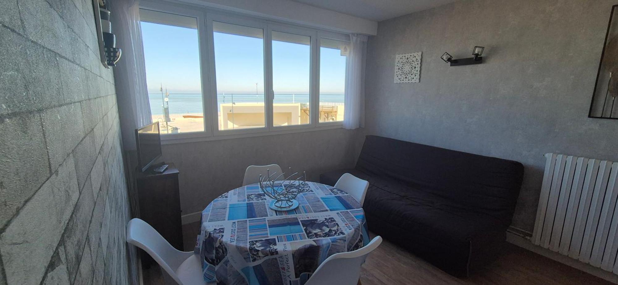 Le Tréport Residence Du Bord De Mer 9 Appartements Avec Une Vraie Vue Mer מראה חיצוני תמונה